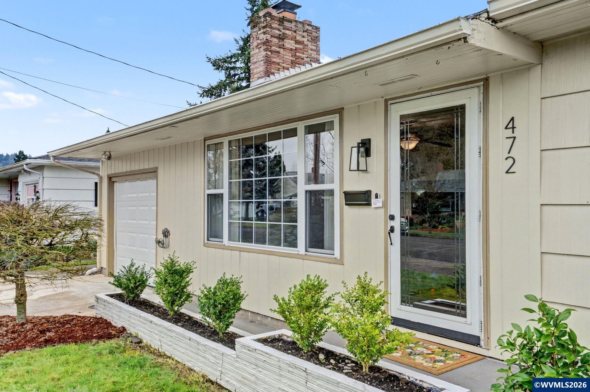 472 E Street Lebanon, OR 97355 - Photo 4 of 38 Gallery Image 4