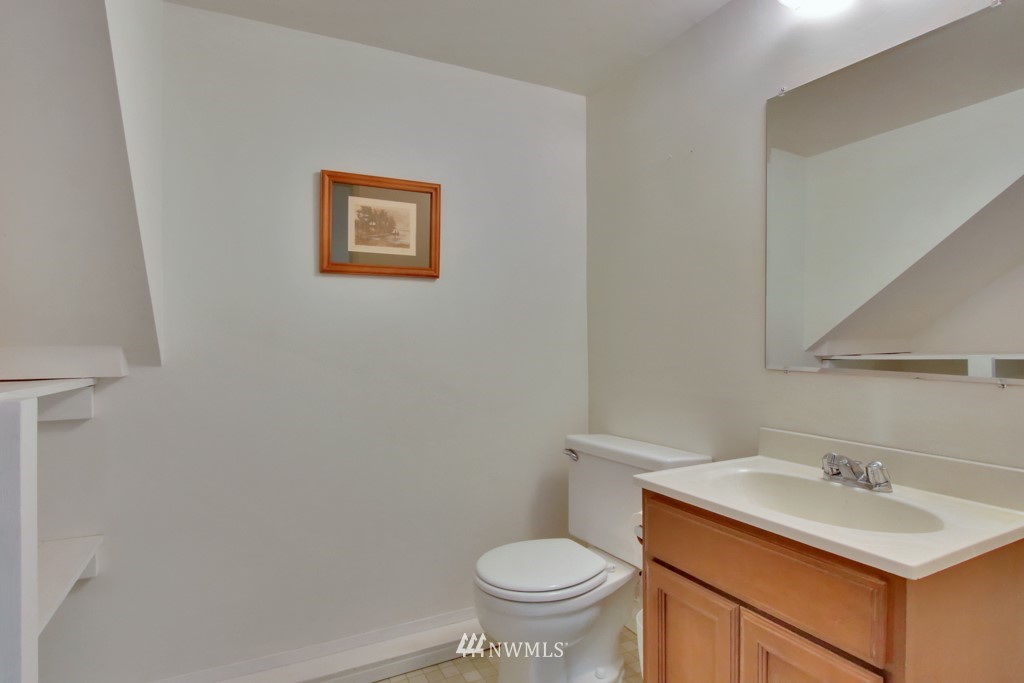15813 Southeast 167th Place Renton, WA 98058 - Photo 21 of 25 Gallery Image 21