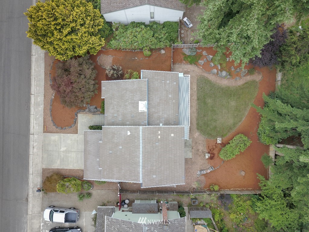 15813 Southeast 167th Place Renton, WA 98058 - Photo 24 of 25 Gallery Image 24