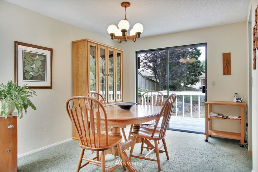 15813 Southeast 167th Place Renton, WA 98058 - Photo 10 of 25 Gallery Image 10