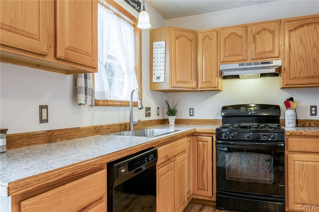 291 Dutch Hill Road Parish, NY 13167 - Photo 13 of 34