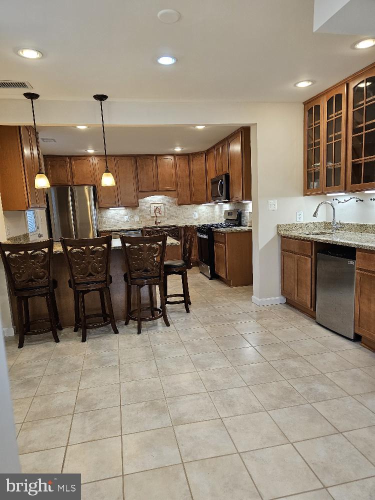 3135 Dashiell Road Falls Church, VA 22042 - Photo 5 of 35 main kitchen