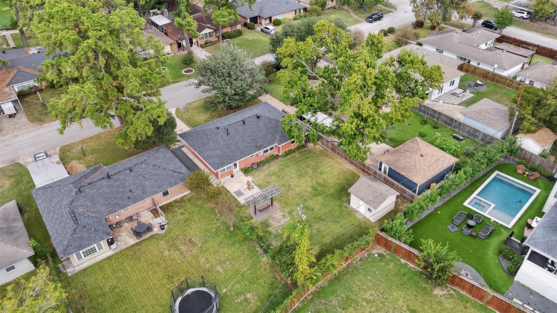 2015 Woodcrest Drive Houston, TX 77018 - Photo 27 of 30