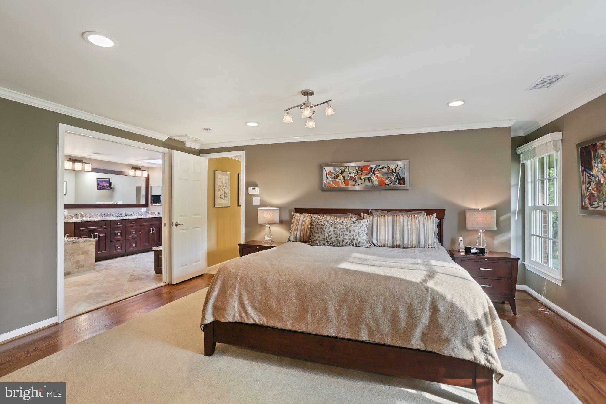1035 Riva Ridge Drive Great Falls, VA 22066 - Photo 22 of 38 Primary Bedroom