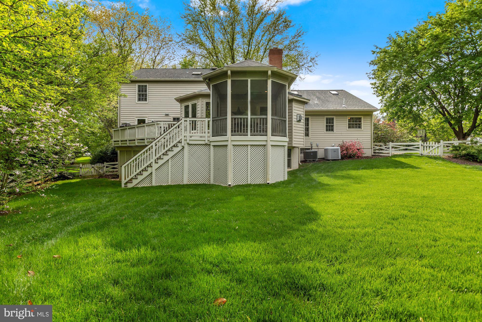 1035 Riva Ridge Drive Great Falls, VA 22066 - Photo 35 of 38 Rear Exterior