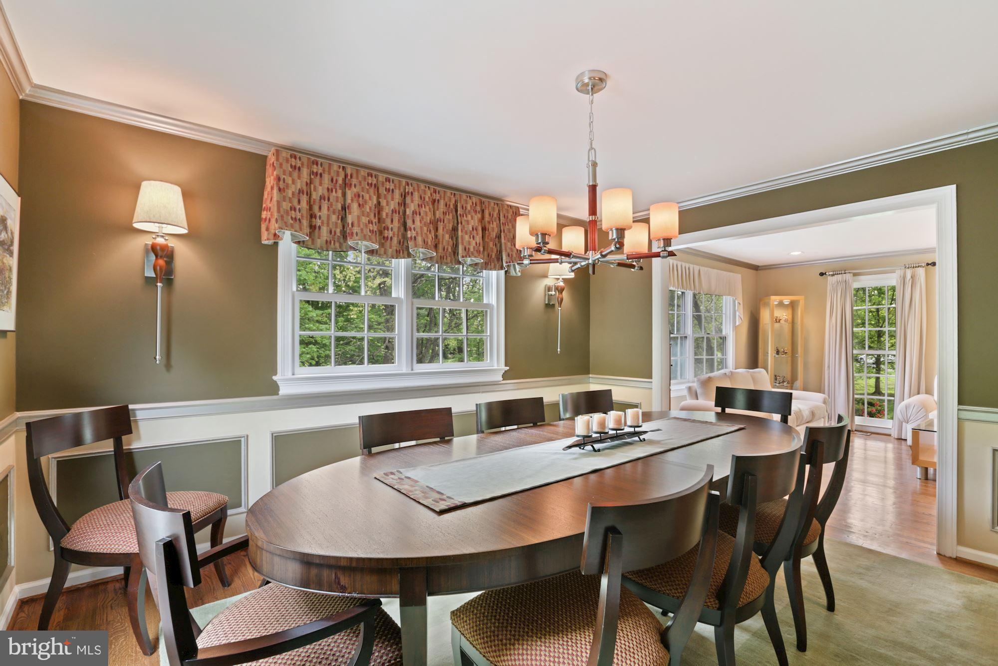 1035 Riva Ridge Drive Great Falls, VA 22066 - Photo 9 of 38 Dining Room