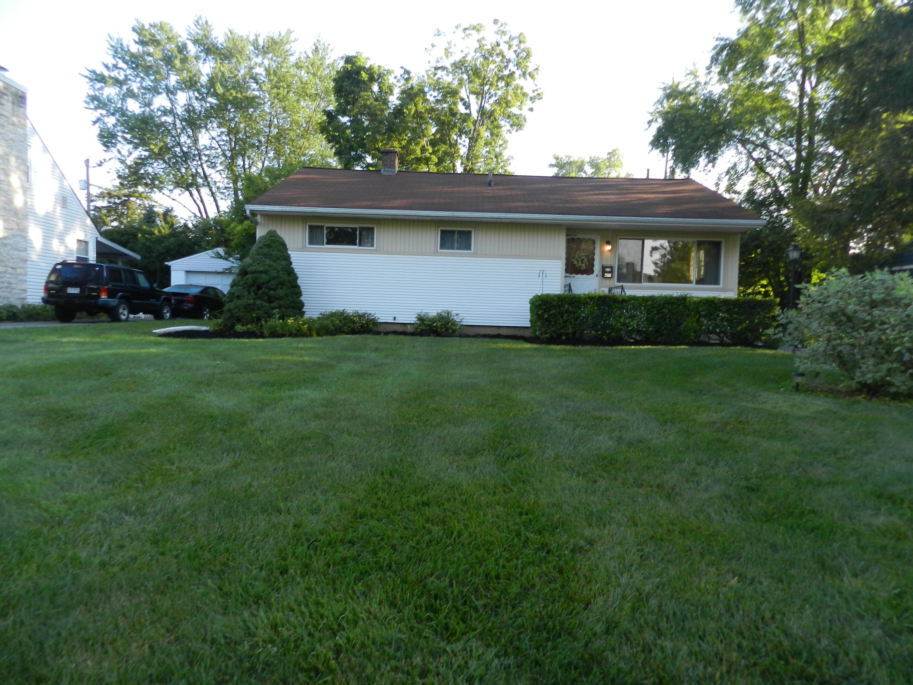 2566 Shrewsbury Road Upper Arlington, OH 43221 - Photo 1 of 16