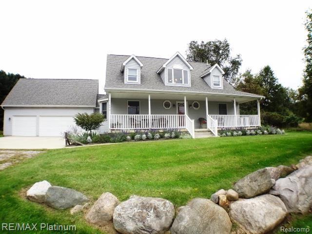 10789 Hibner Road Hartland, MI 48353 - Photo 2 of 44 119.jpg