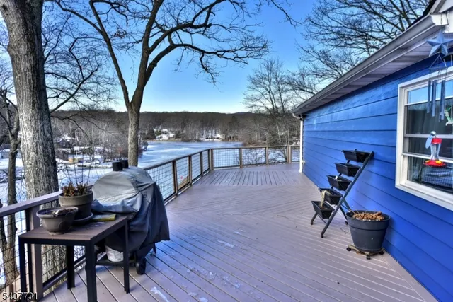 $579,900 | 7 Birch Road, Bloomingdale, NJ 07403