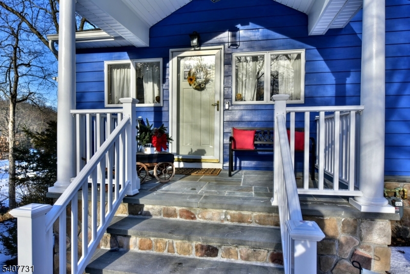 7 Birch Road Bloomingdale, NJ 07403 - Photo 3 of 45