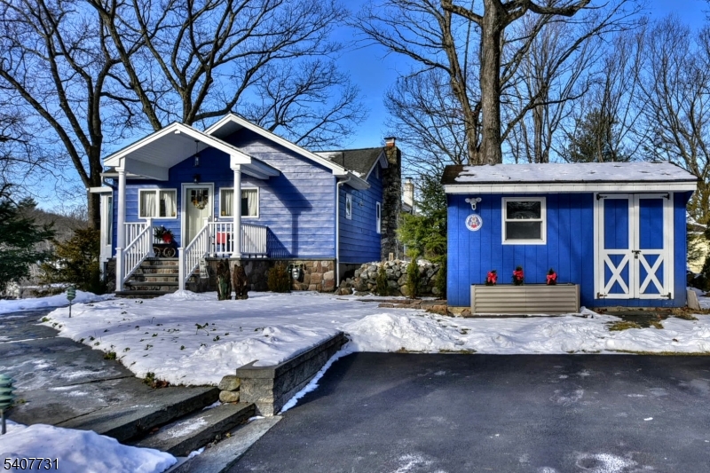 7 Birch Road Bloomingdale, NJ 07403 - Photo 5 of 45