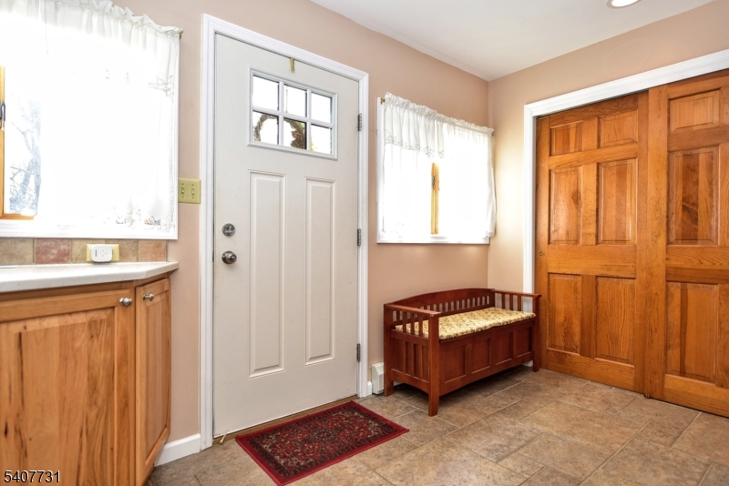 7 Birch Road Bloomingdale, NJ 07403 - Photo 7 of 45