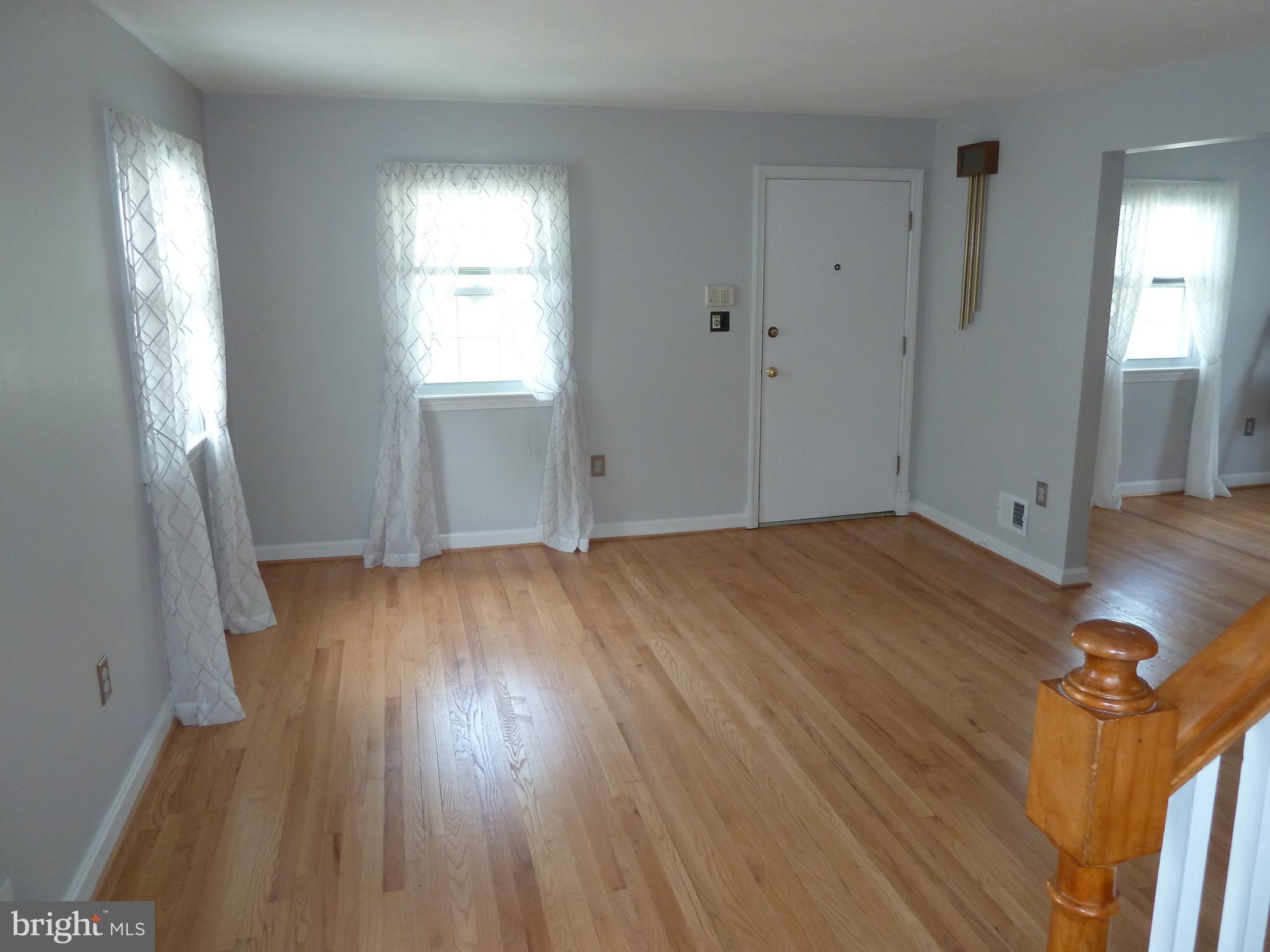 1615 Moffet Road Silver Spring, MD 20903 - Photo 4 of 24 Interior (General)