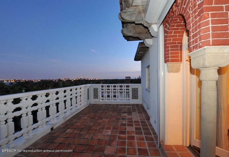 122 Kings Road Palm Beach, FL 33480 - Photo 15 of 25 Tower Patio
