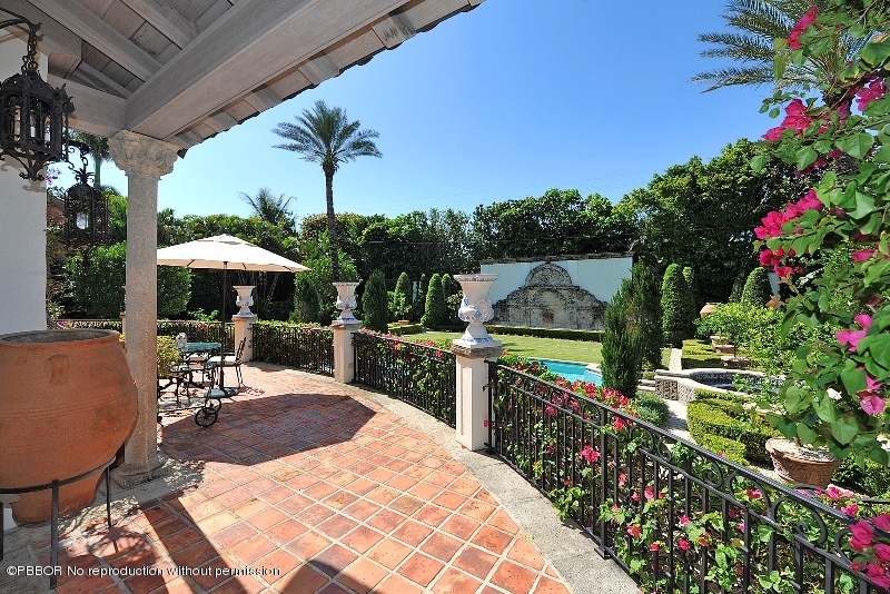 122 Kings Road Palm Beach, FL 33480 - Photo 17 of 25 Patio
