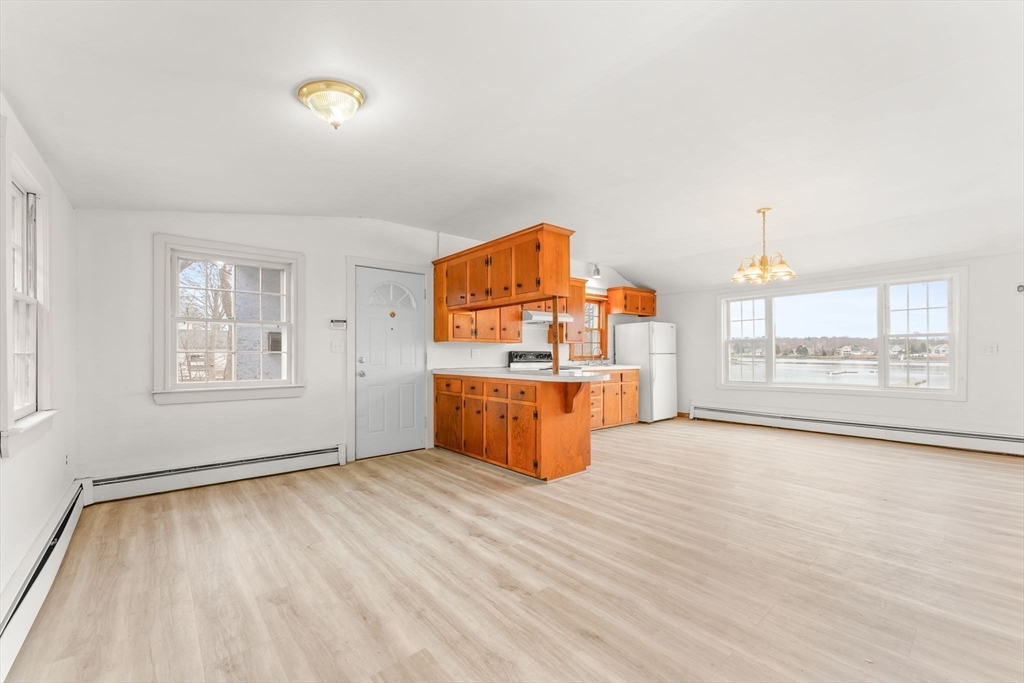 96 Water Street Danvers, MA 01923 - Photo 13 of 40