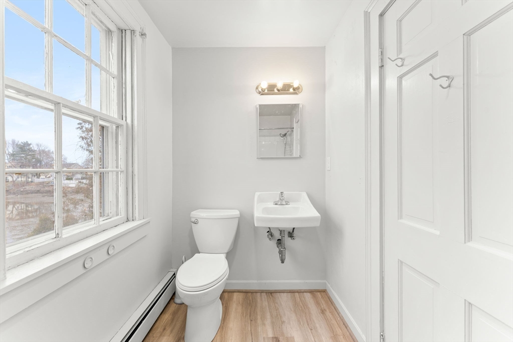 96 Water Street Danvers, MA 01923 - Photo 19 of 40