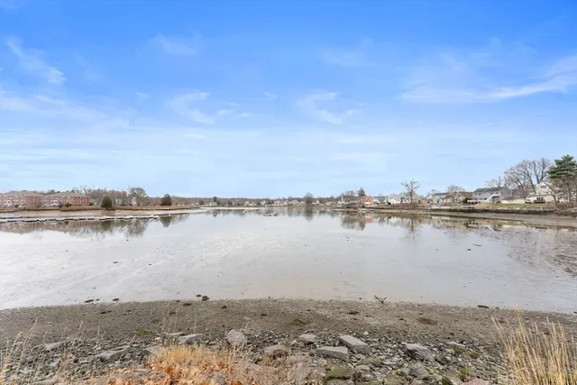 $3,800 | 96 Water Street, Danvers, MA 01923