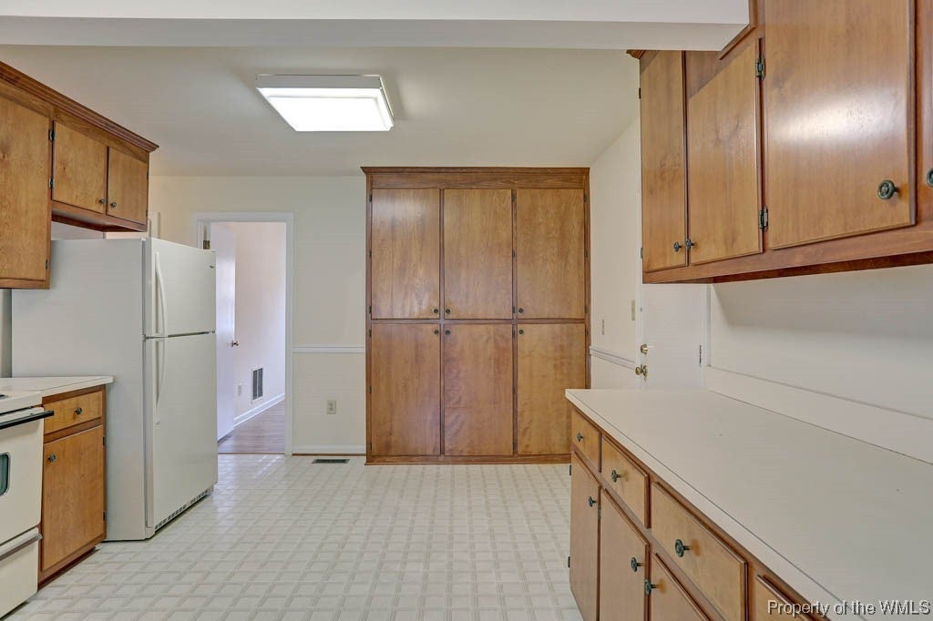 113 Wilderness Road Hampton, VA 23669 - Photo 10 of 29 Gallery Image 10