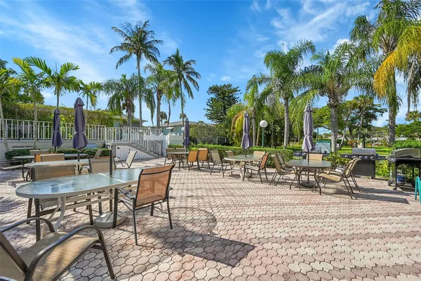 $115,000 | 2340 Southwest 22nd Avenue, Unit 303, Delray Beach, FL 33445