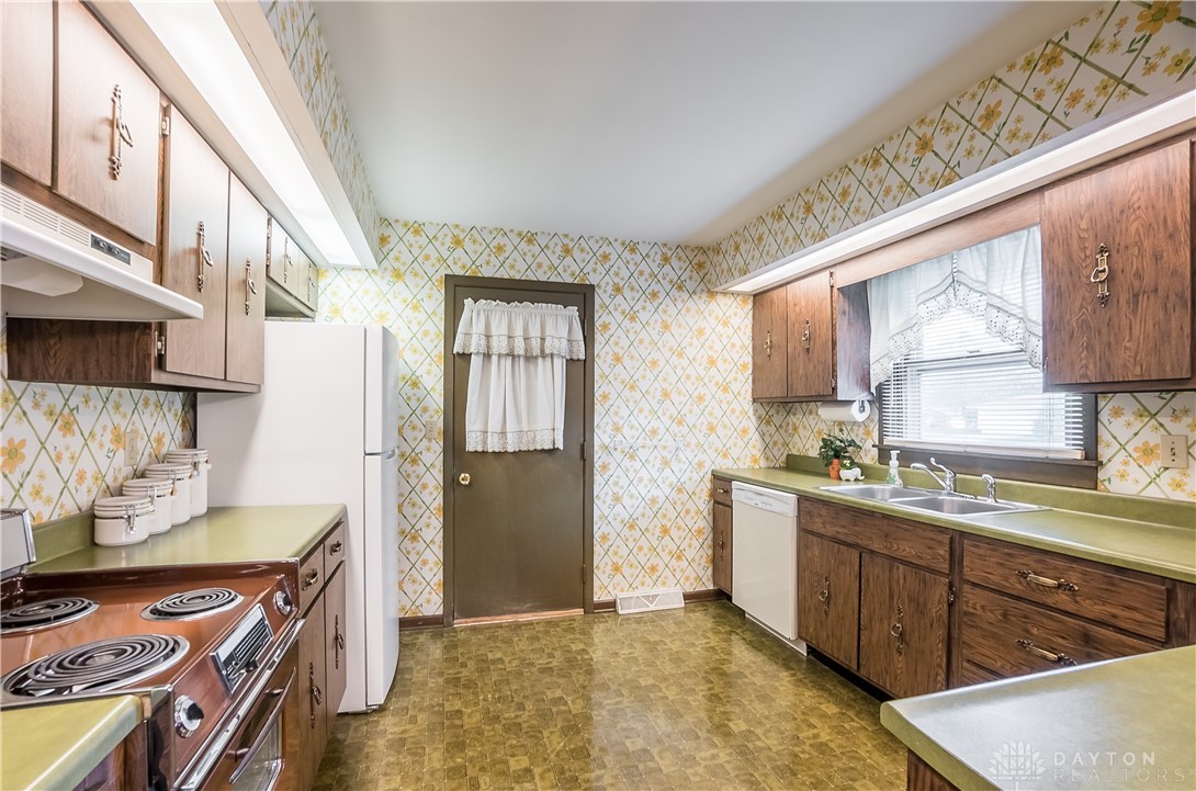 1551 Cornish Road Troy, OH 45373 - Photo 17 of 41 Gallery Image 17