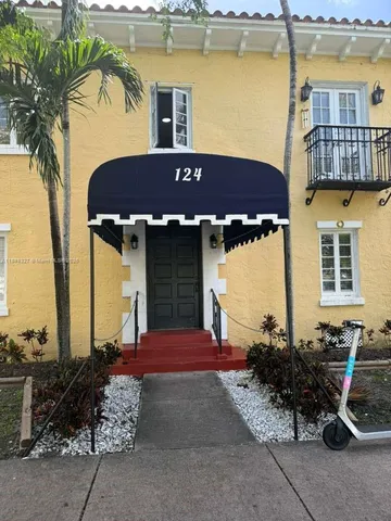 $1,690 | 124 Mendoza Avenue, Unit 8, Coral Gables, FL 33134