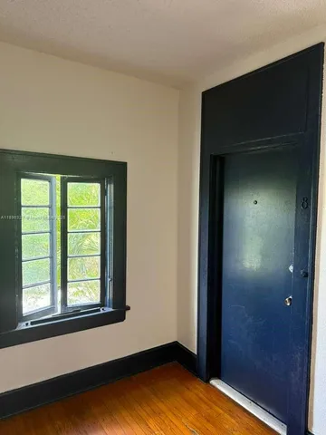 $1,690 | 124 Mendoza Avenue, Unit 8, Coral Gables, FL 33134