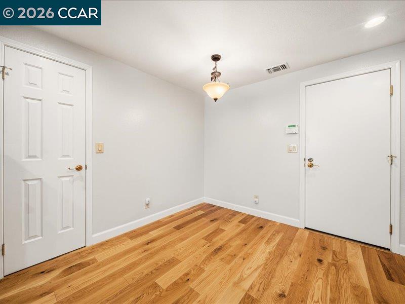 465 South Clovercrest Lane San Ramon, CA 94582 - Photo 19 of 43 Gallery Image 19