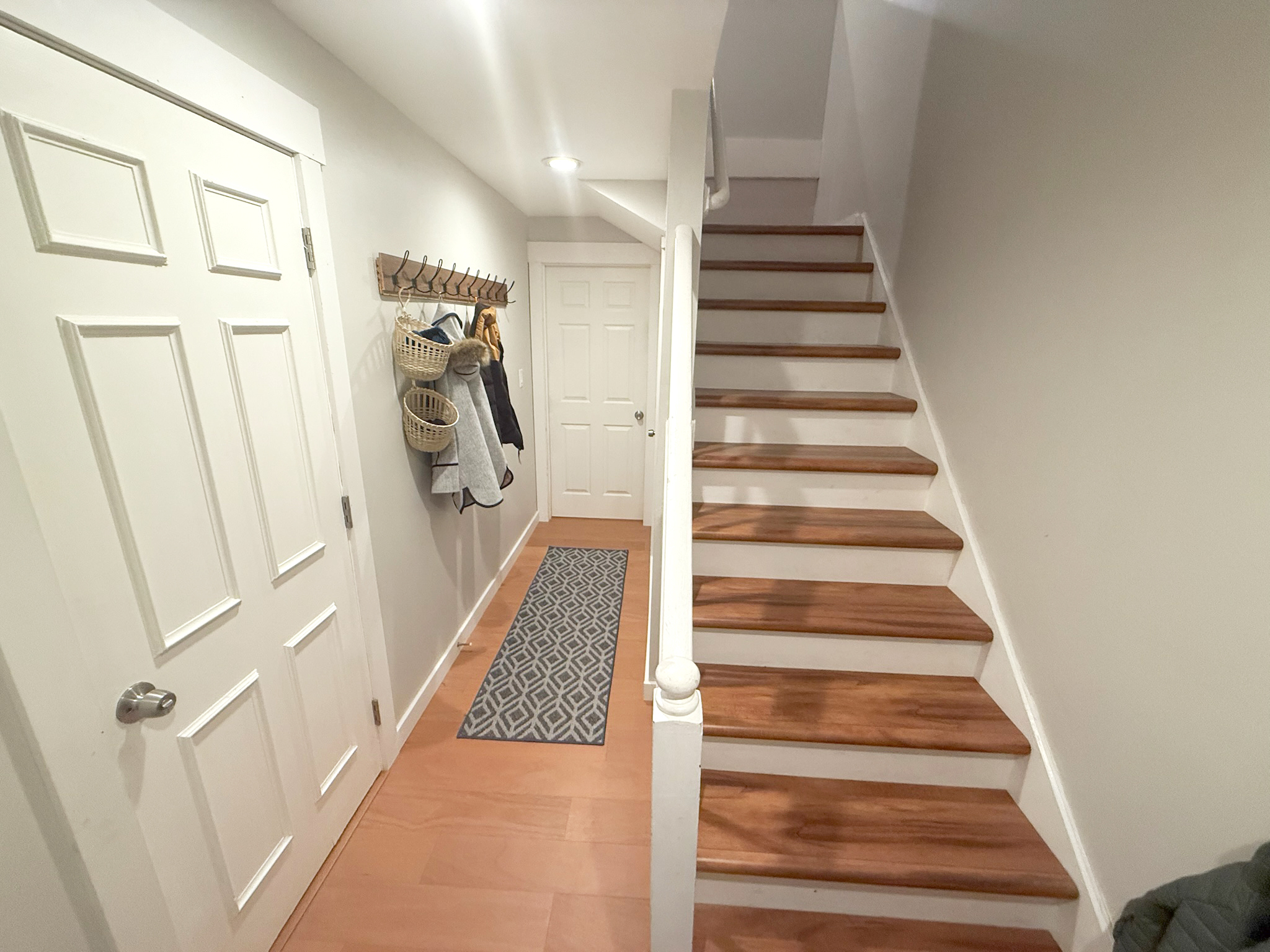 45 Mattabasset Drive, Unit 45 Meriden, CT 06450 - Photo 4 of 40 a view of entryway