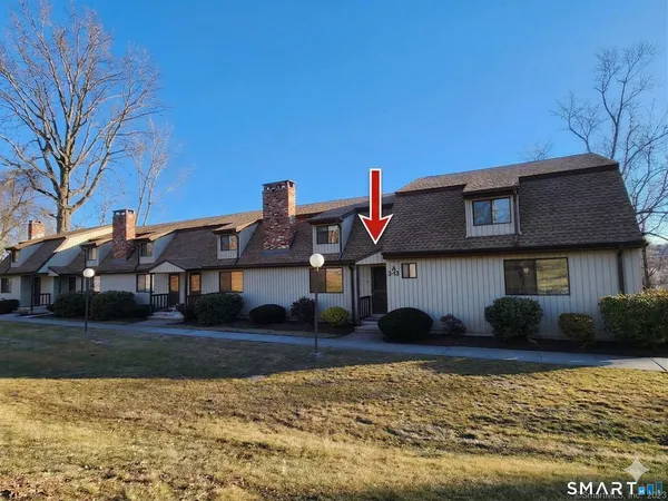 $2,450 | 11 Sherman Lane, Unit 11, Hamden, CT 06514