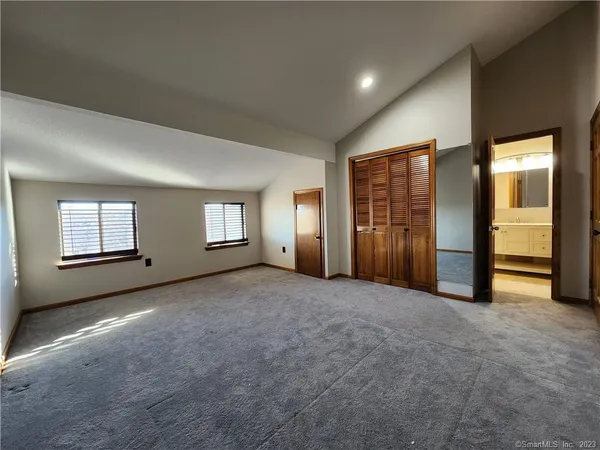 $2,450 | 11 Sherman Lane, Unit 11, Hamden, CT 06514