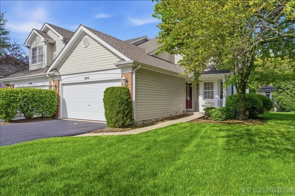 $449,800 | 2012 Waverly Circle, St. Charles, IL 60174
