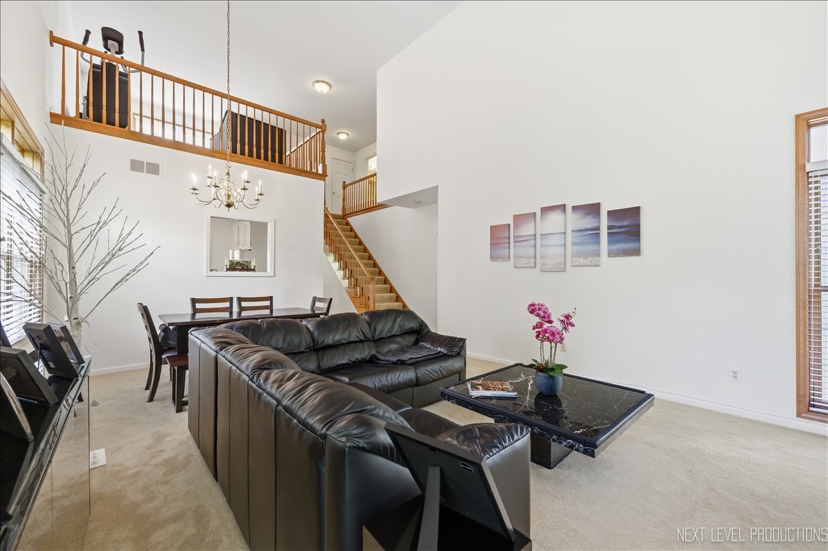 2012 Waverly Circle St. Charles, IL 60174 - Photo 11 of 24