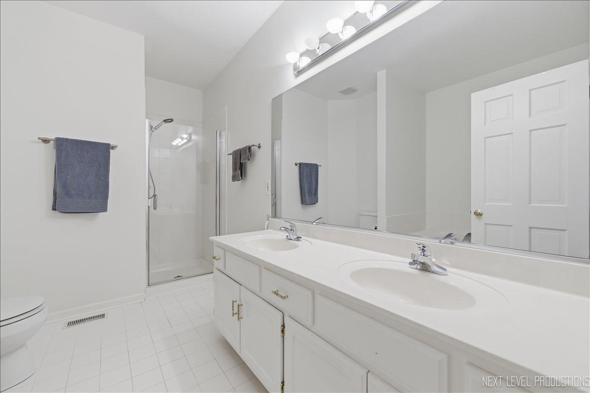 2012 Waverly Circle St. Charles, IL 60174 - Photo 15 of 24