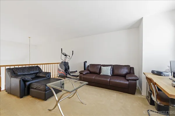 $449,800 | 2012 Waverly Circle, St. Charles, IL 60174