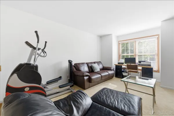 $449,800 | 2012 Waverly Circle, St. Charles, IL 60174