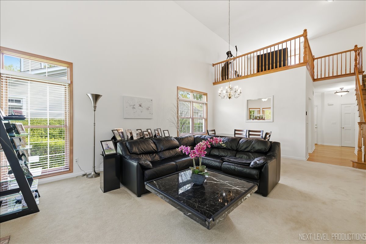 2012 Waverly Circle St. Charles, IL 60174 - Photo 10 of 24