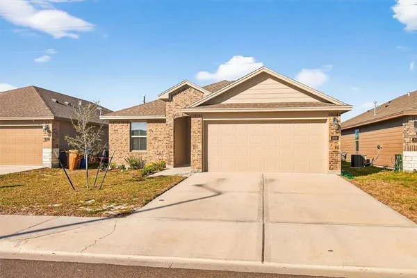 $2,050 | 1626 Comfy Way, Corpus Christi, TX 78418