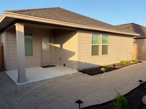 $2,050 | 1626 Comfy Way, Corpus Christi, TX 78418