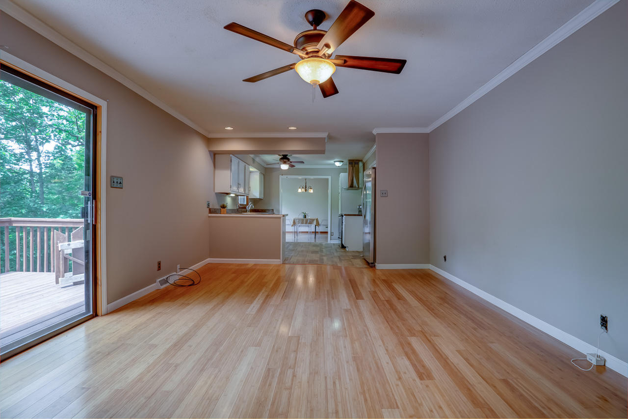 17 Clark Place Oak Ridge, TN 37830 - Photo 13 of 39 _F5A4266_67_68_69_70_71