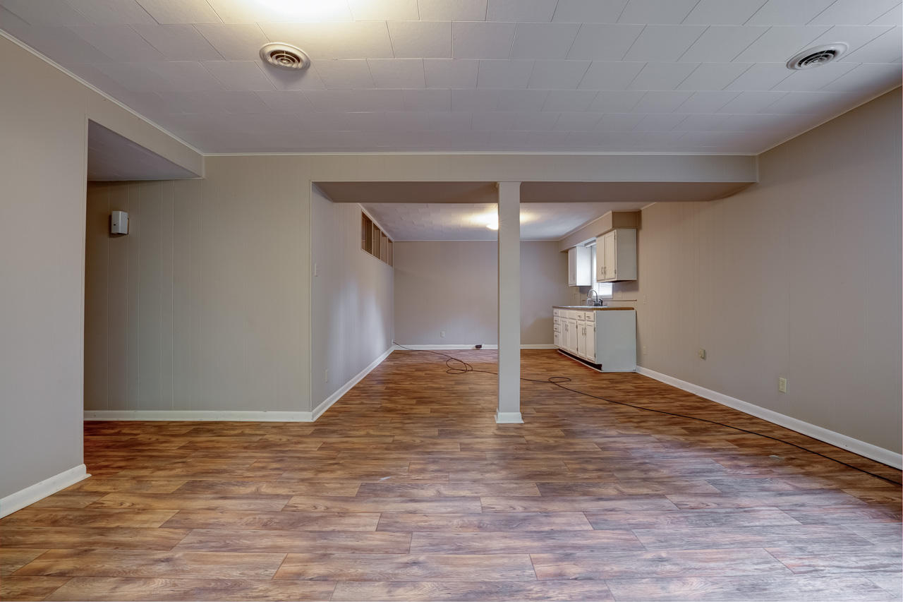 17 Clark Place Oak Ridge, TN 37830 - Photo 30 of 39 _F5A4436_37_38_39_40