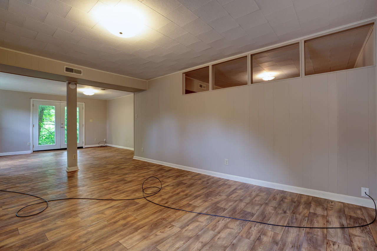 17 Clark Place Oak Ridge, TN 37830 - Photo 33 of 39 _F5A4457_58_59_60_61