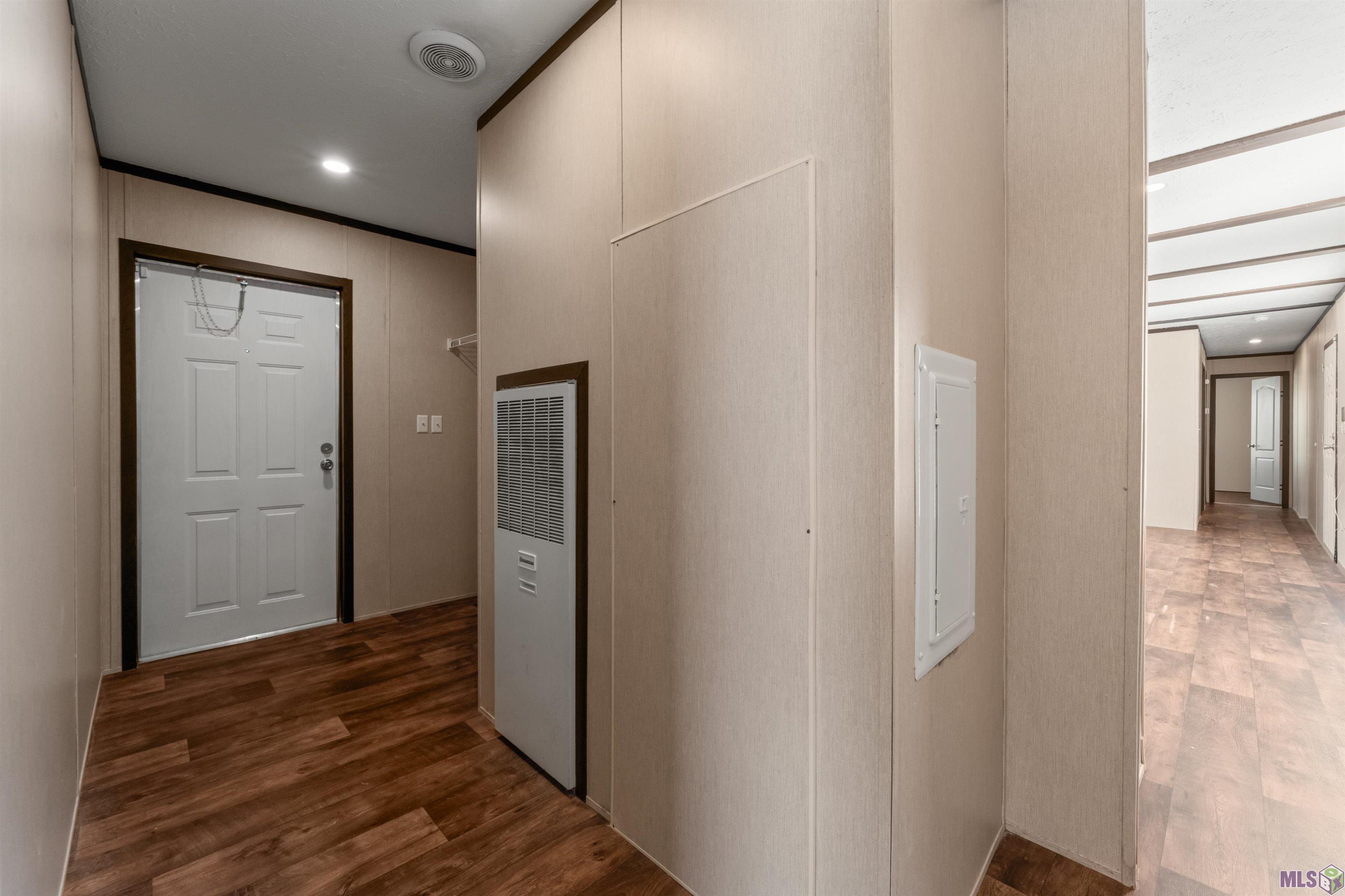 12499 Hebert Road Gonzales, LA 70737 - Photo 11 of 22