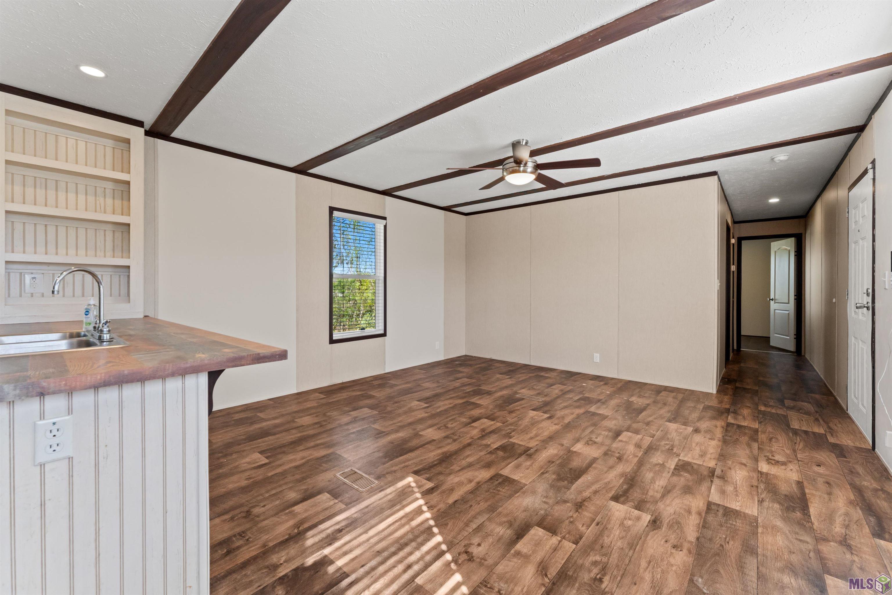 12499 Hebert Road Gonzales, LA 70737 - Photo 6 of 22