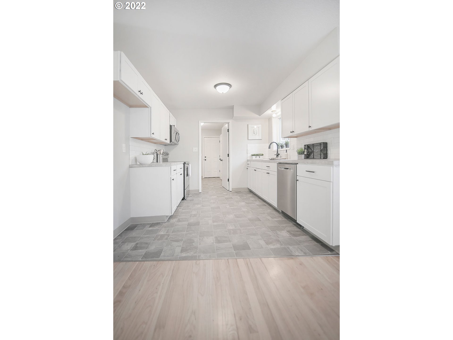 1420 Ostrander Road Kelso, WA 98626 - Photo 7 of 32 Gallery Image 7