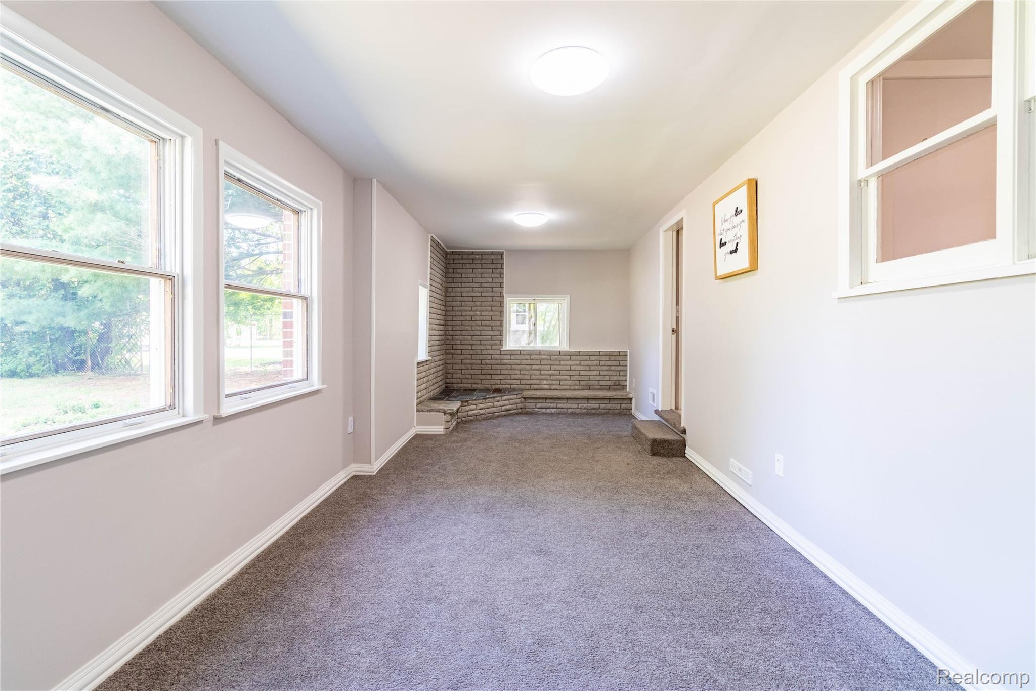 47076 Willis Road Belleville, MI 48111 - Photo 17 of 39 17.Den