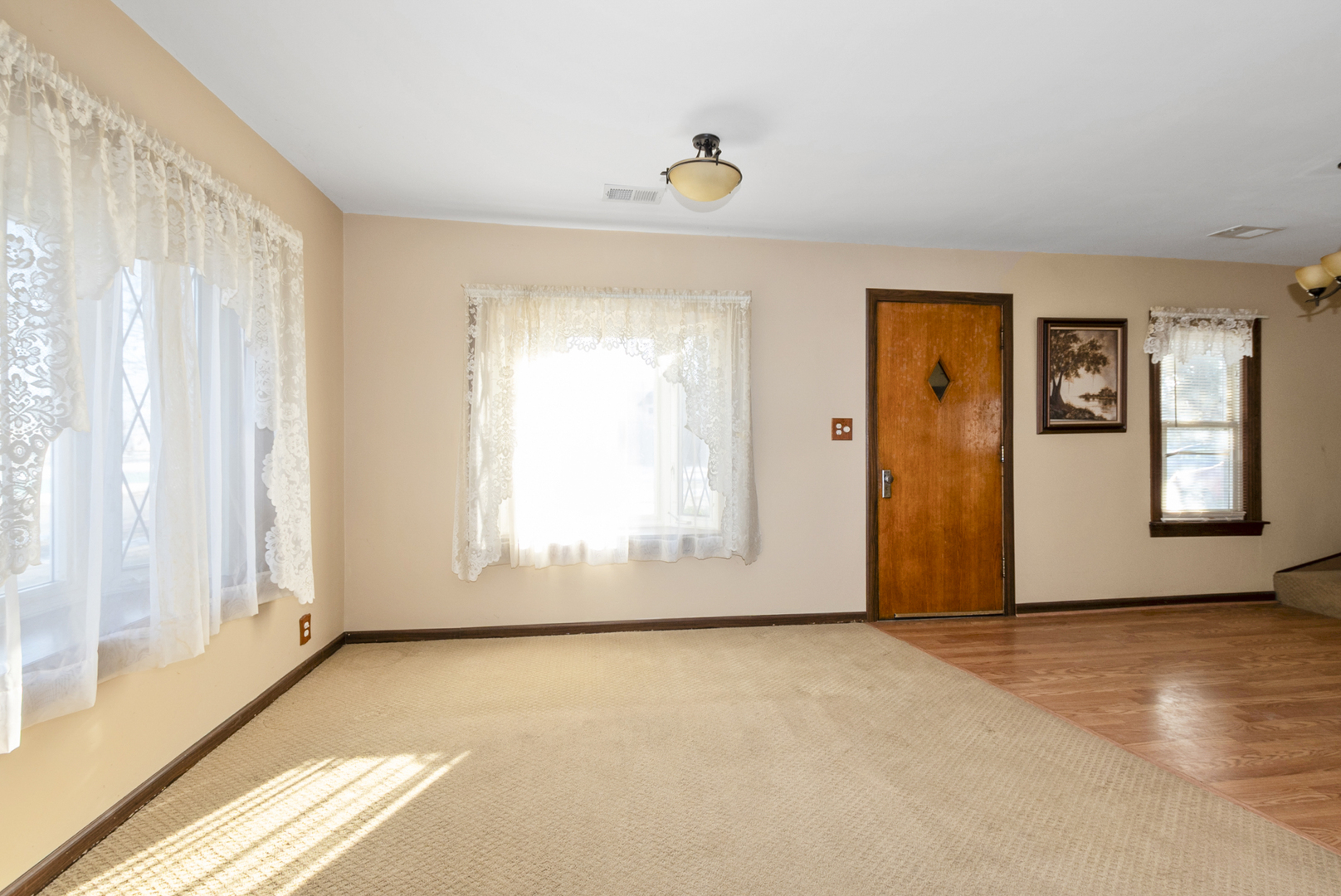 7000 West 74th Street Chicago, IL 60638 - Photo 6 of 28