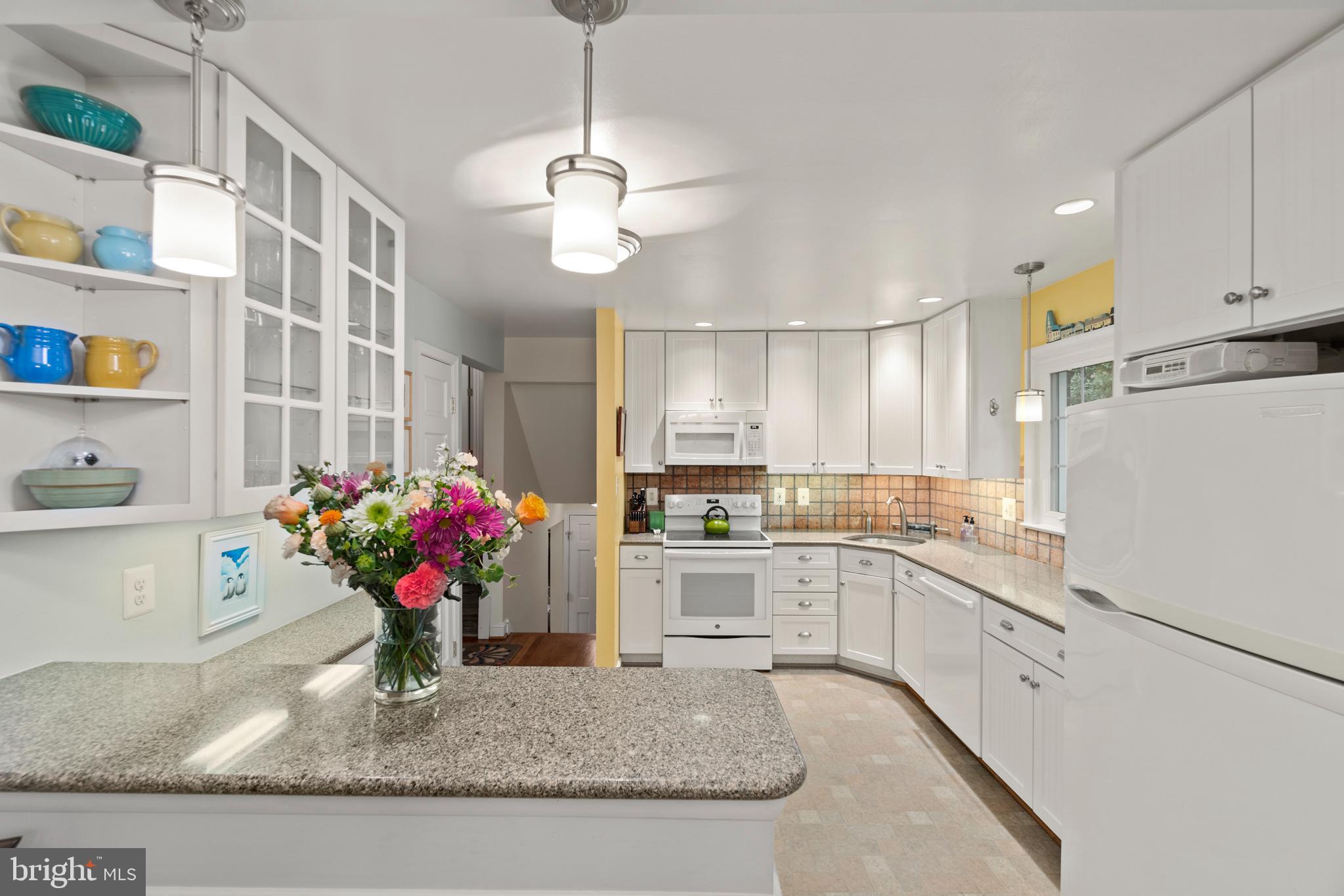 1937 Foxhall Road McLean, VA 22101 - Photo 20 of 42