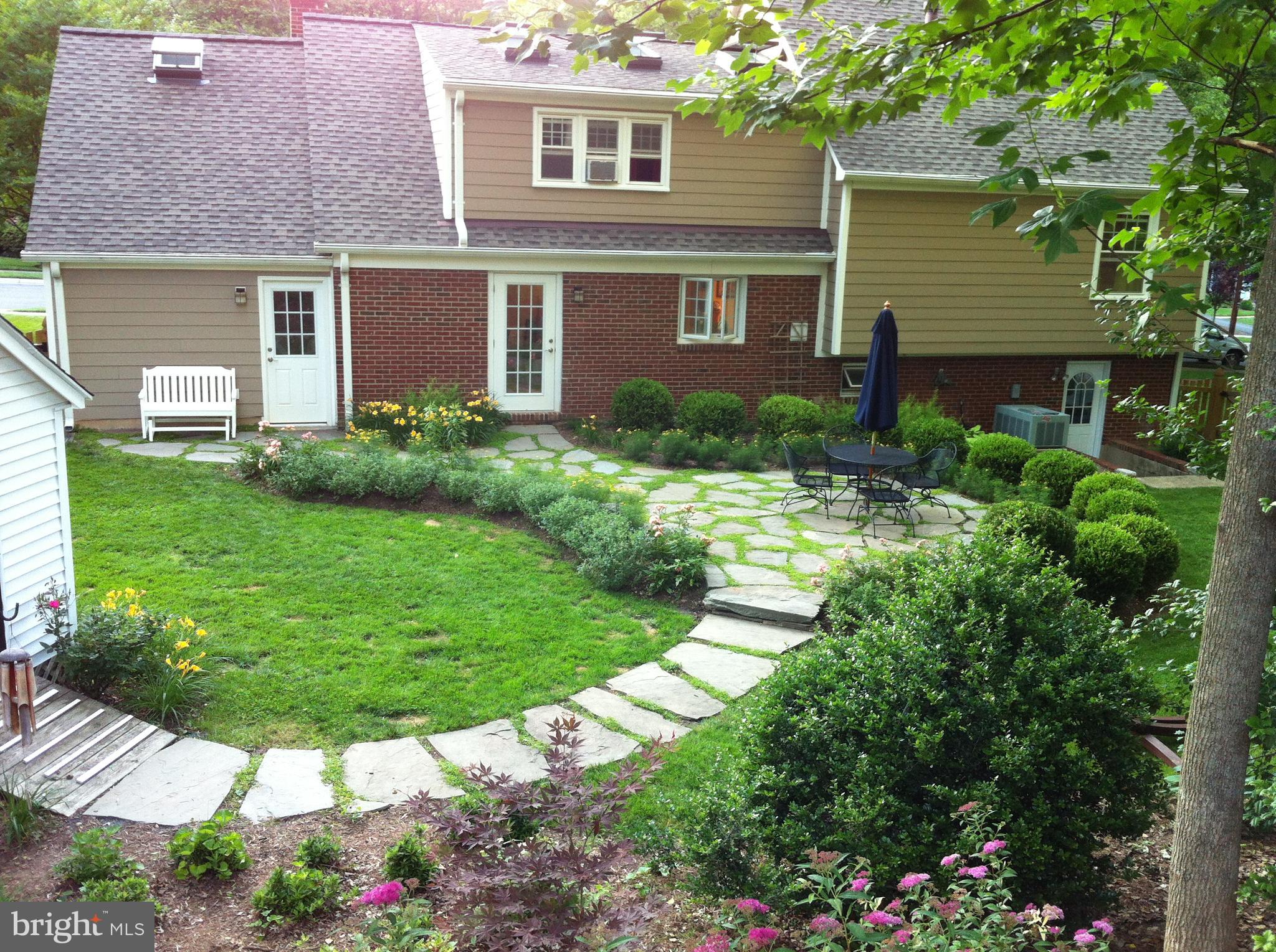 1937 Foxhall Road McLean, VA 22101 - Photo 3 of 42