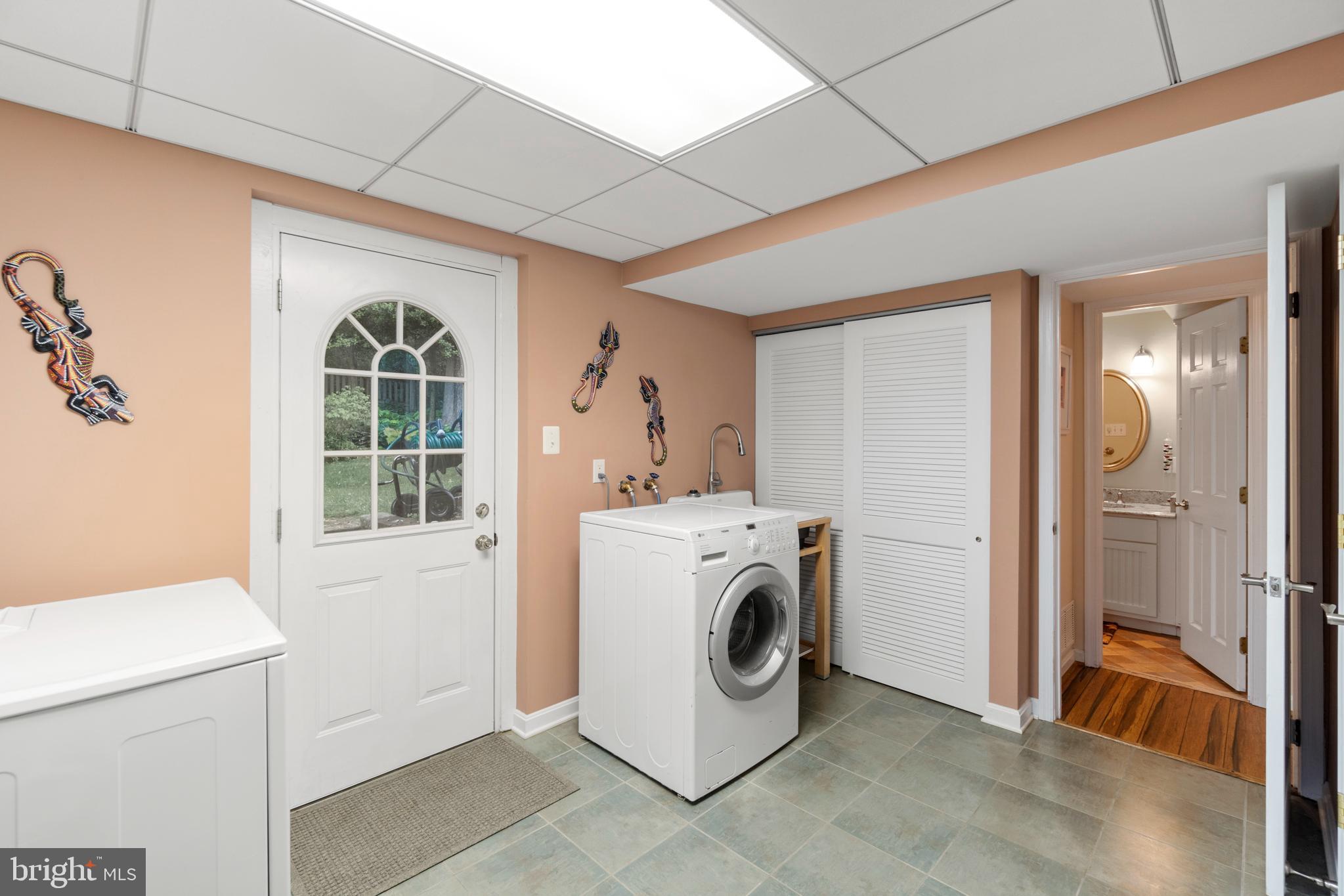 1937 Foxhall Road McLean, VA 22101 - Photo 40 of 42